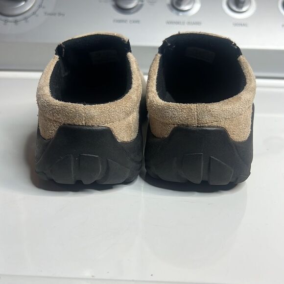 Cabelas  slip on sneakers - Picture 4 of 8